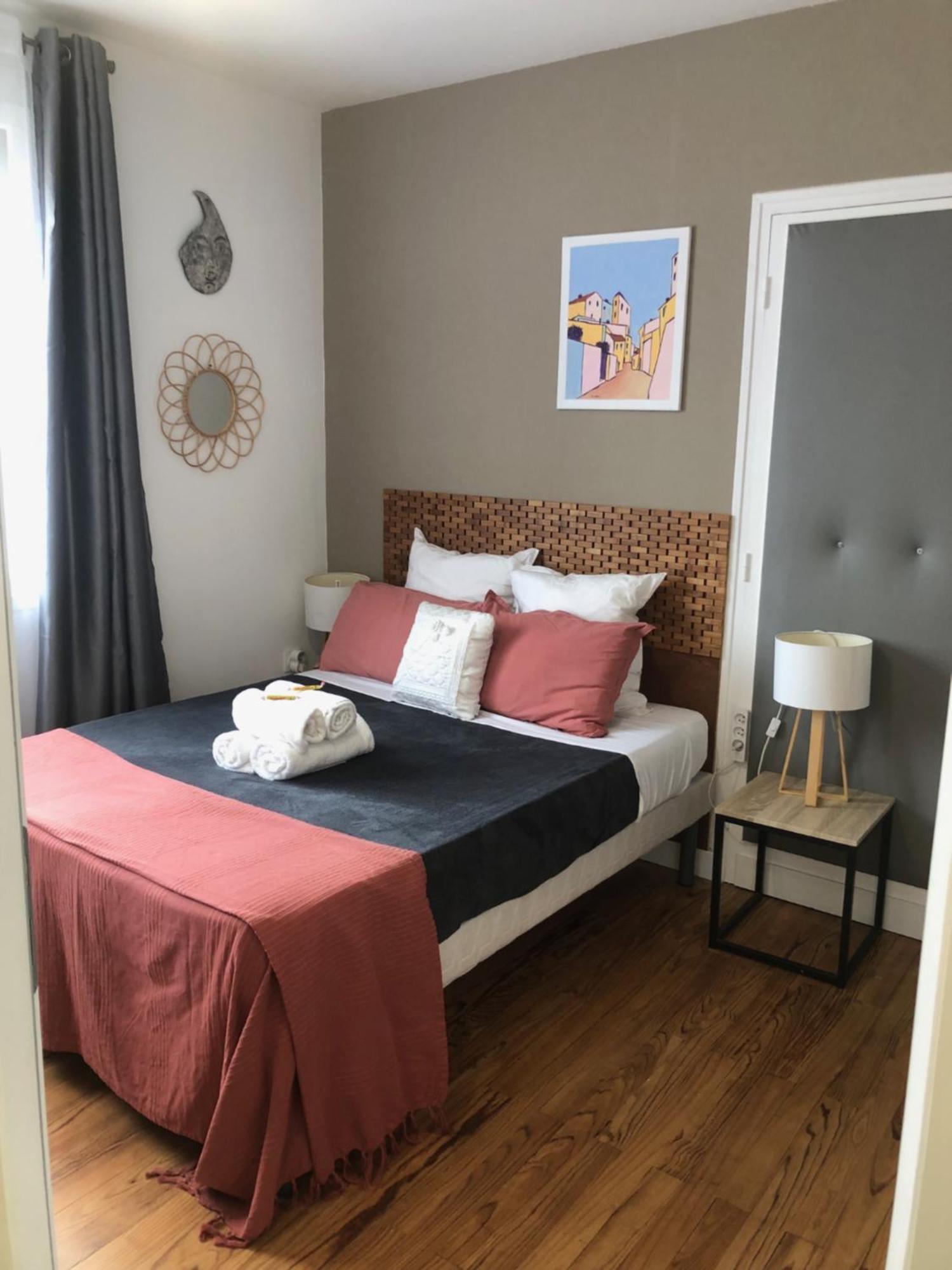 "Les Logis D'Argent" Chambre D'Hote Avec Wc, Sdb, Tv, Wifi, Option Petit Dejeuner , Parking Mimizan Exterior photo