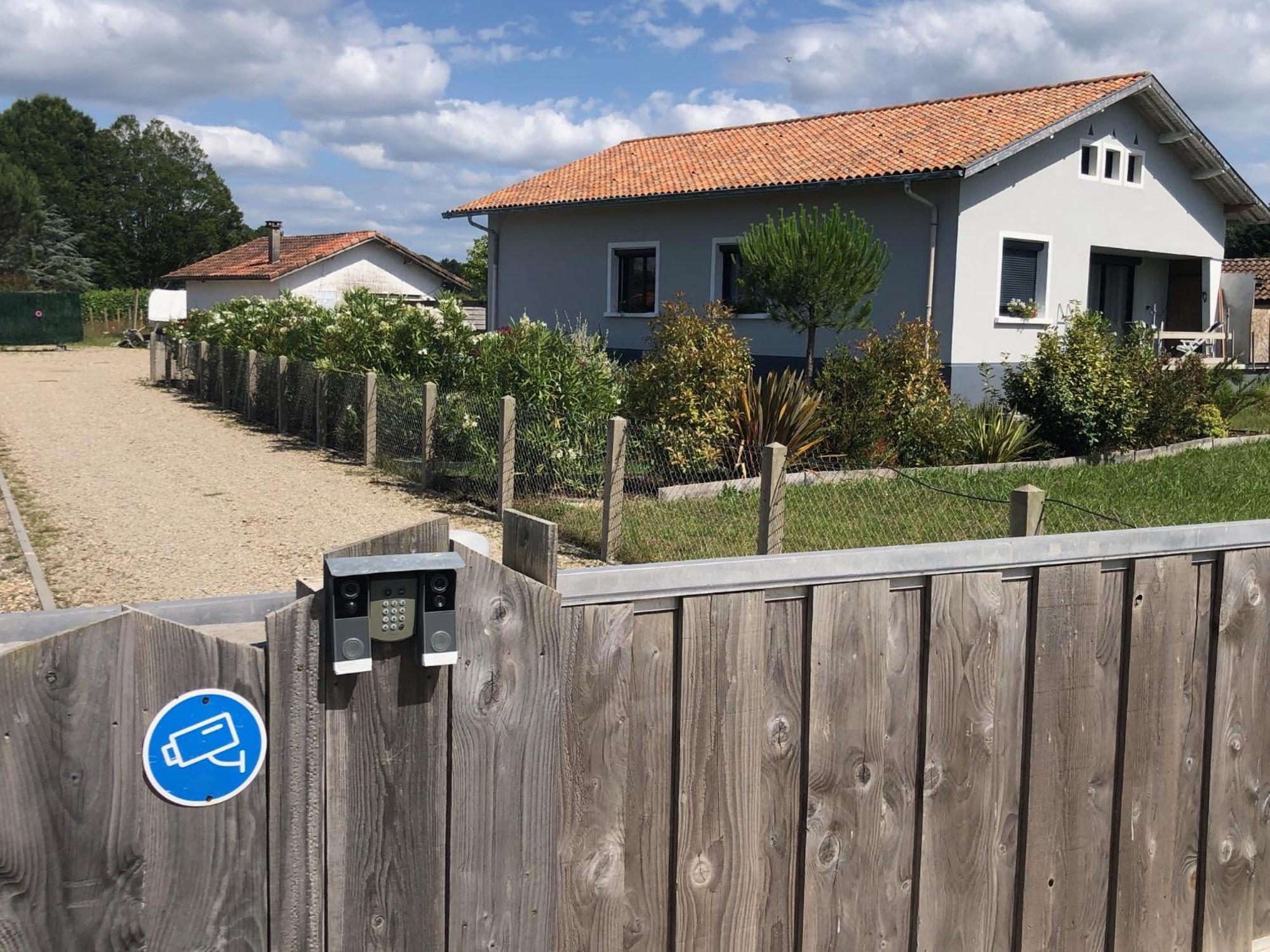 "Les Logis D'Argent" Chambre D'Hote Avec Wc, Sdb, Tv, Wifi, Option Petit Dejeuner , Parking Mimizan Exterior photo